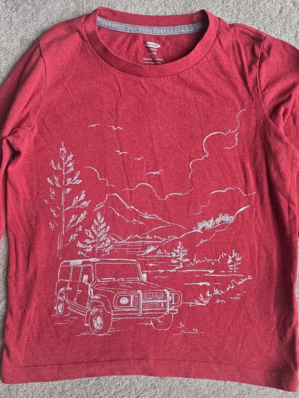 Old Navy Kids Red Graphic Long-Sleeve Tee